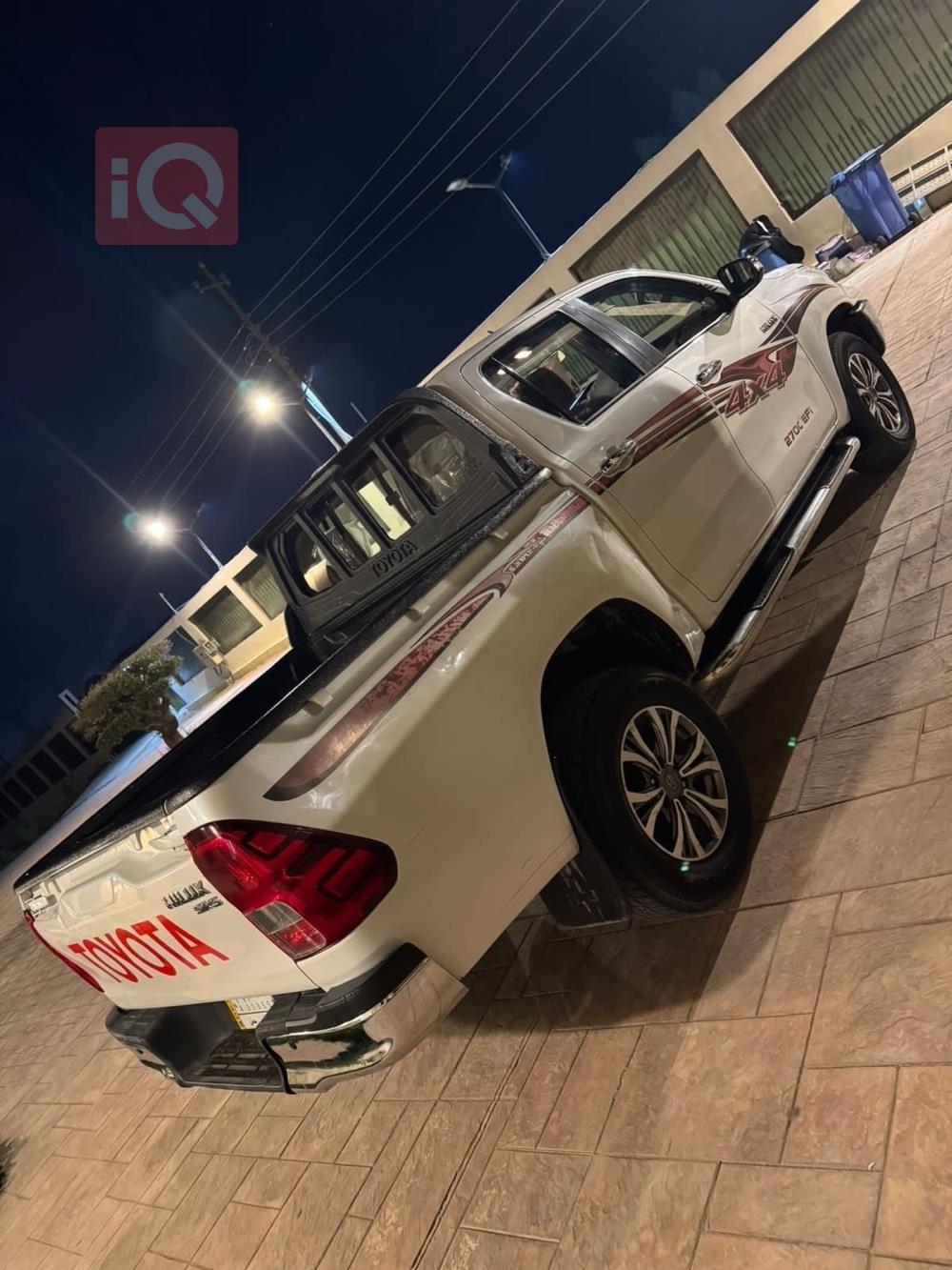 Toyota Hilux